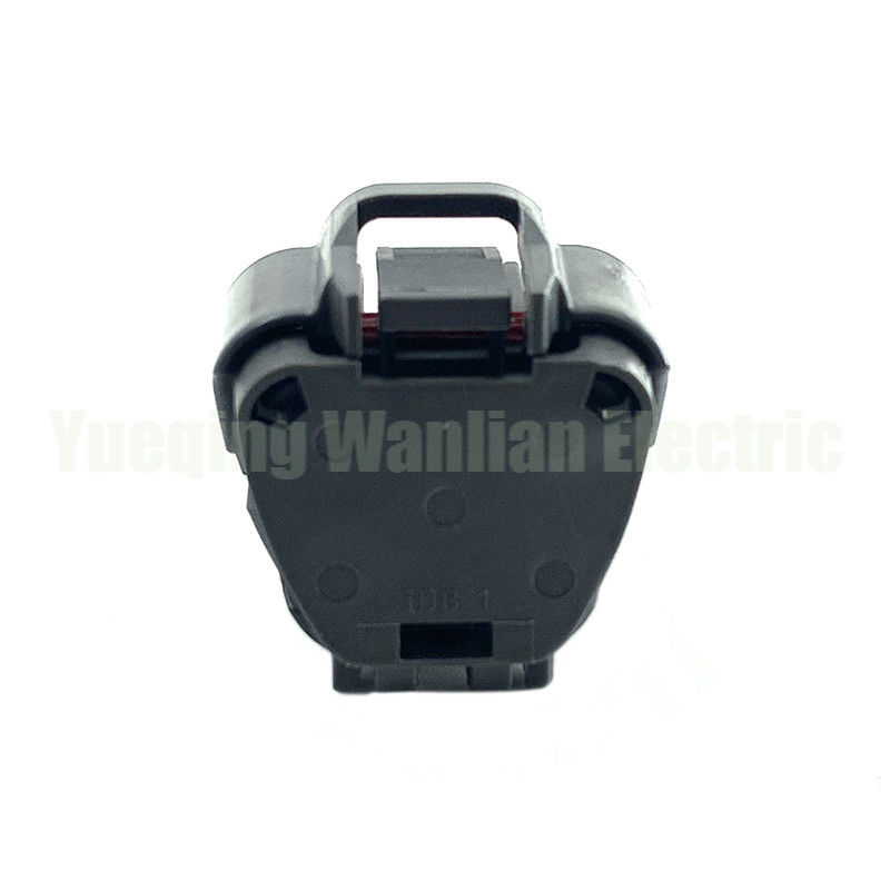 5 pin MG641521-4 Auto benzine olie pomp assemblage stekker vrouwelijke waterdichte connector
