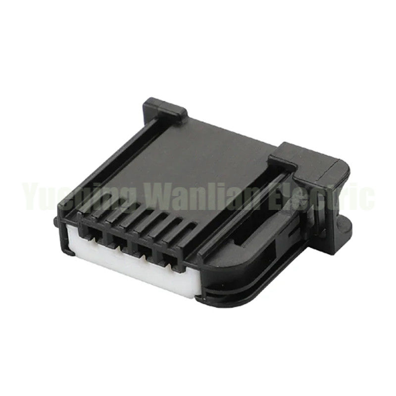 4 pin 6098-5516 auto draad plug connector kabel harnas niet-verzegeld connector behuizing geleverd uit voorraad