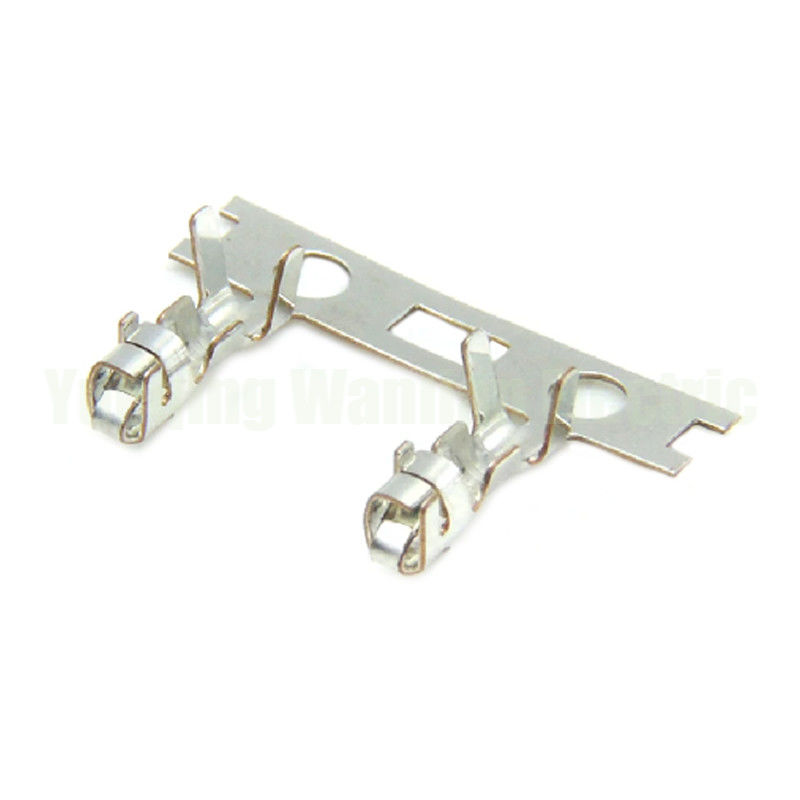 SXH-001T-P0.6 Crimp Terminal Pins Mannelijke automatische inbreng voor de lente Ronde terminals Grootte